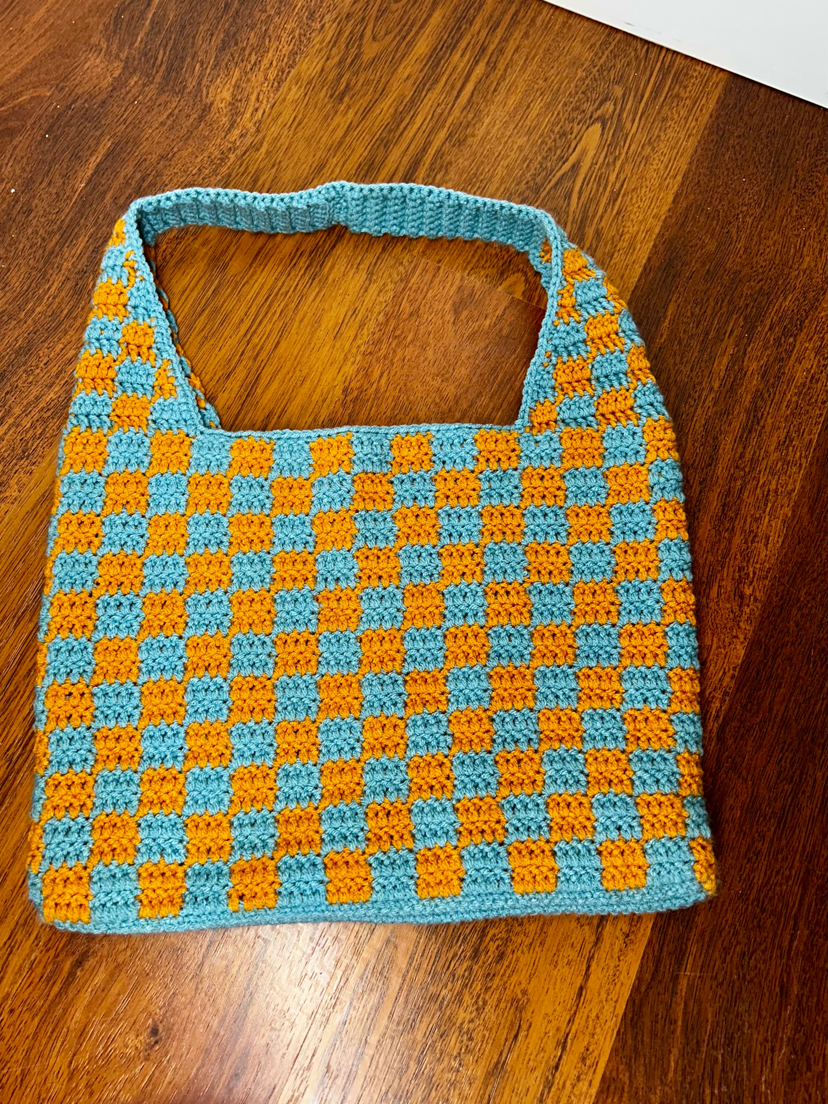 Sun & Sky Checkered Tote